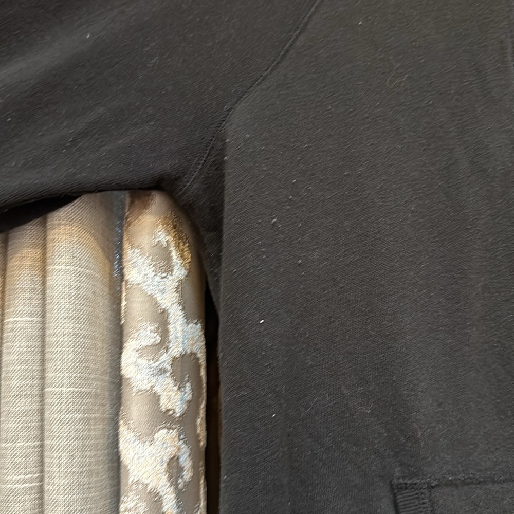 Victoria’s Secret Black Bling Love Angel Tunic Hooded Sweater Size Medium - Picture 7 of 9